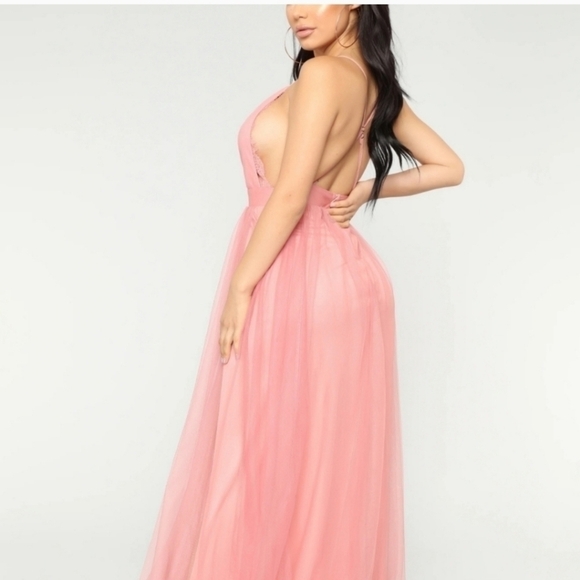 FASHION NOVA Work The Runway Blush Tulle Maxi Backless Dress - Picture 2 of 16